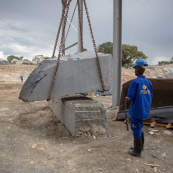 pedreira-grey-chibia09